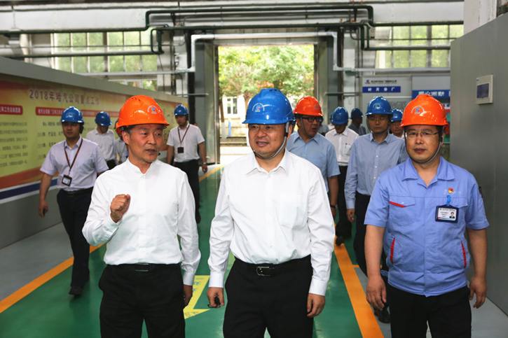 郝鹏旅行考察yl6809永利集团所属企业汽轮机公司